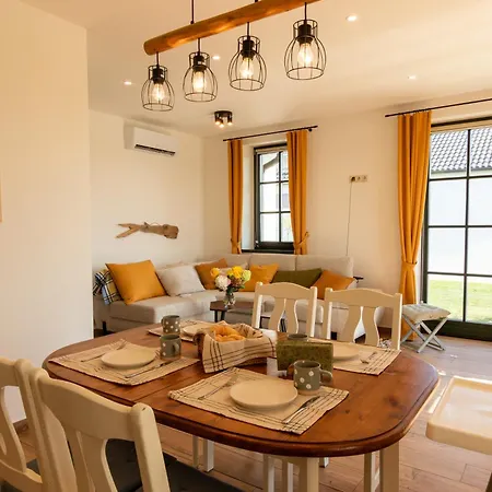 Vadgesztenyés Сasa de vacaciones Lipót